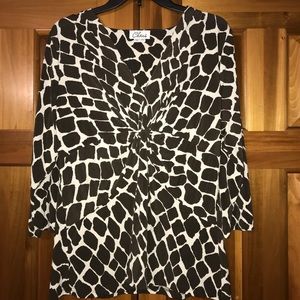 Chaus animal print top